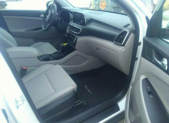 Hyundai Tucson 2021, 2.4L, SEL, porysowany lakier