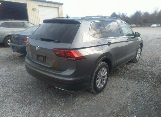 Volkswagen Tiguan 2019, 2.0L, SE, porysowany lakier