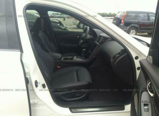 Infiniti Q50 2021, 3.0L, RED SPORT 400, po gradobiciu