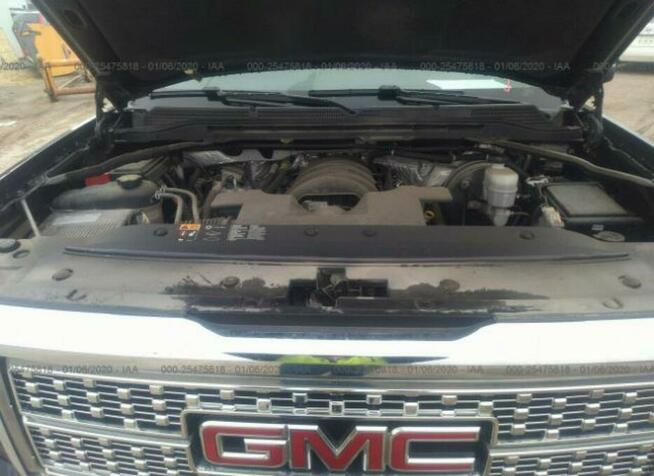 GMC Sierra 2016, 5.3L, 4x4, po gradobiciu