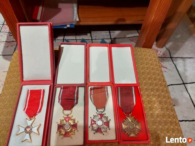 sprzedam 4 krzyże zasługi PRL za 299,- zł