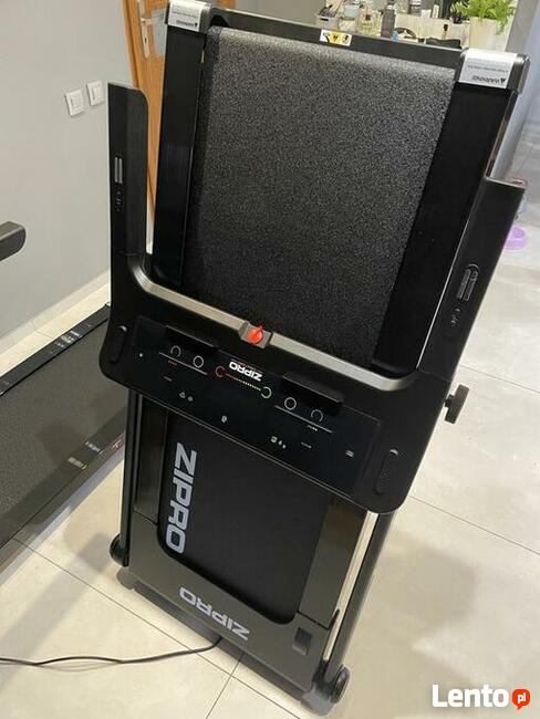 Wynajem bieżnia elektryczna zipro pacto iconsole+