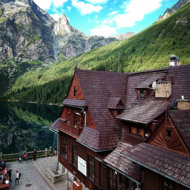 Pomoc kuchenna, pokojowa. Schronisko PTTK Morskie Oko