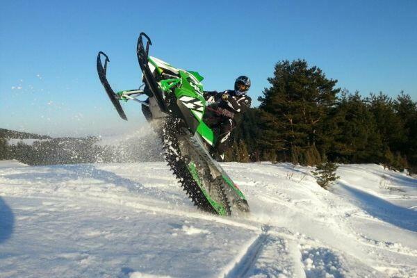 Bieszczady wypożyczalnia skuterów śnieżnych