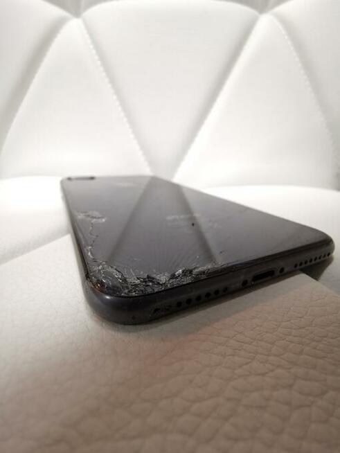 Profesjonalny serwis urządzeń marki Apple iPhone