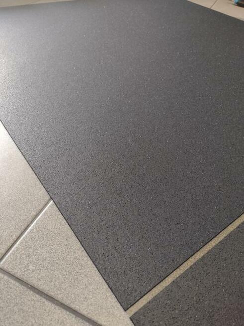 Mata antypoślizgowa 100x100cm 3 mm