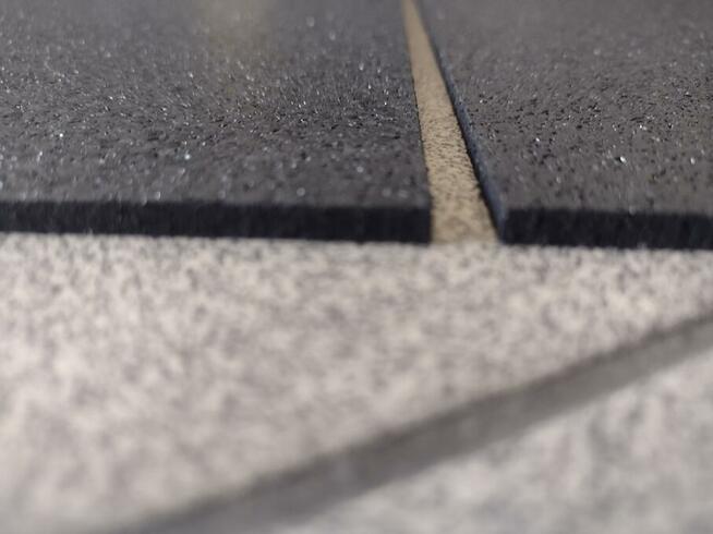 Mata antypoślizgowa 100x100cm 3 mm