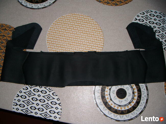 Pokrowiec ze skóry włoskiej naturalnej na kierownicę Astra j