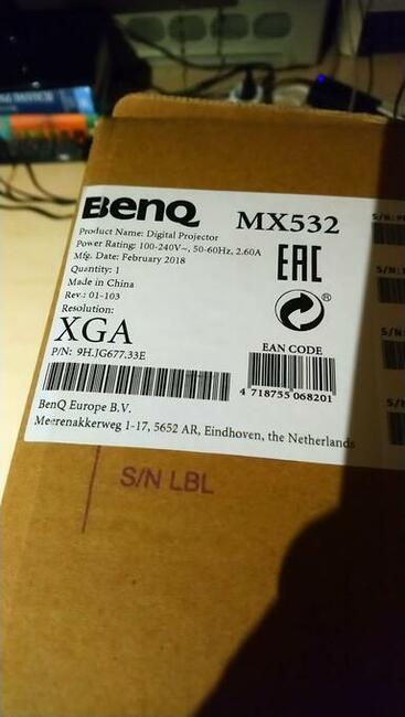 Projektor BENQ MX532 nie używany