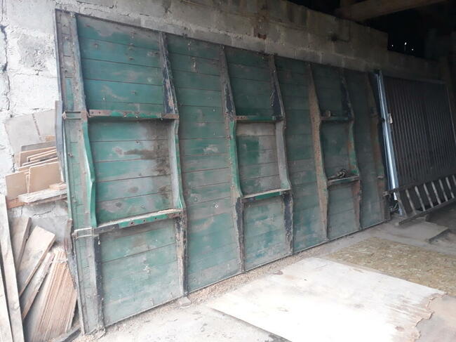 Podłoga drewniana podwójna.