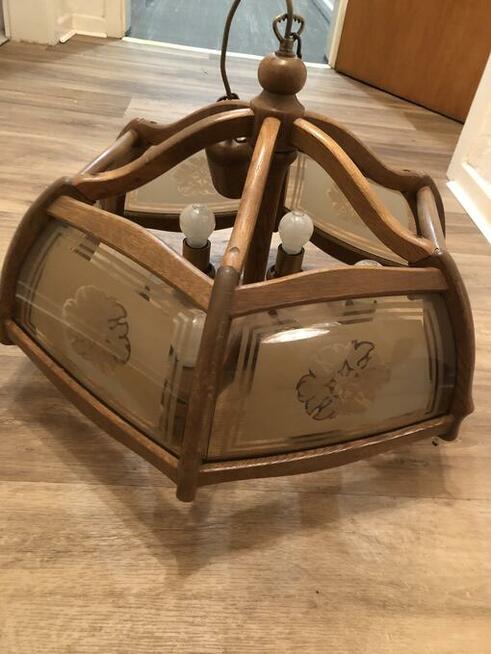 Żyrandole lampy oświetlenie