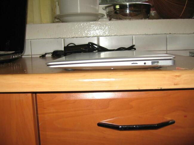 laptop do multimediow internetu szkoly i grania, Nowy gwar