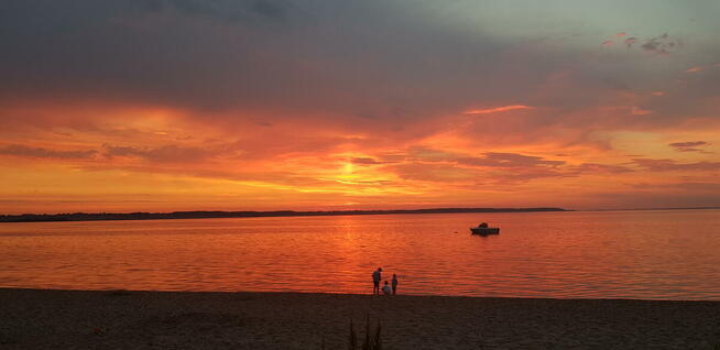 Praca nad morzem, pomoc kuchenna