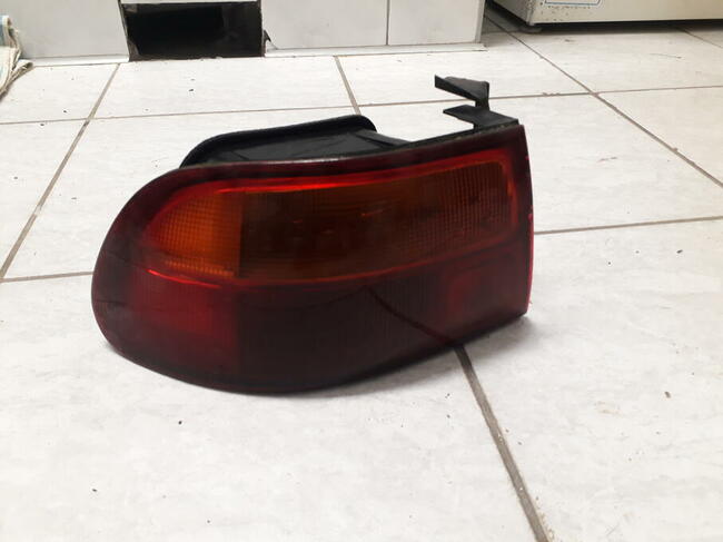 Tylne lampy do hondy civic v