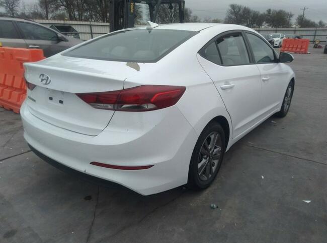 Hyundai Elantra 2018, 2.0L, SEL, po gradobiciu
