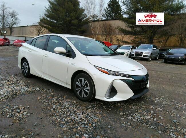 Toyota Prius Prime, 2017, 1.8L, porysowany lakier