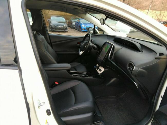 Toyota Prius Prime, 2017, 1.8L, porysowany lakier