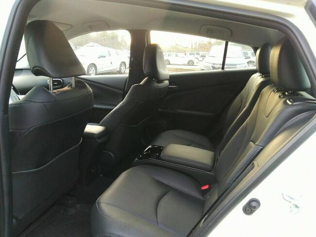 Toyota Prius Prime, 2017, 1.8L, porysowany lakier