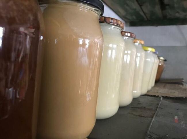 Miód z własnej pasieki nierozgrzewany. Różne rodzaje 1,3kg