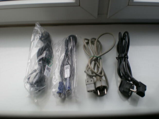 KABEL ZASILAJĄCY do PC 3 szt.1 KABEL VGA