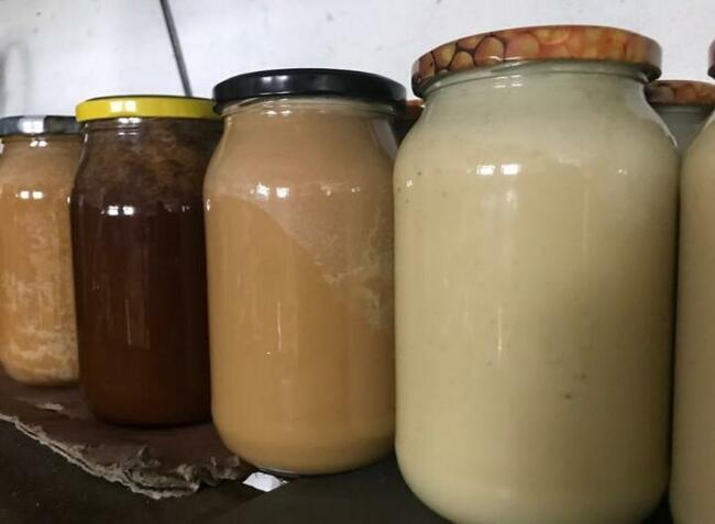 Miód z własnej pasieki nierozgrzewany. Różne rodzaje 1,3kg