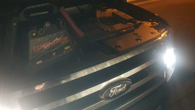 Awaryjne uruchamianie samochodu Warszawa Laweta 24h