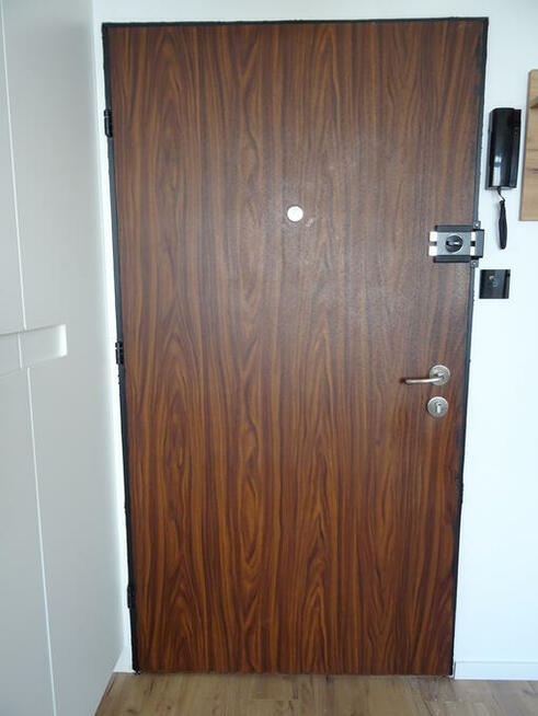 WYCISZANEI DRZWI -Warszawa i okolice