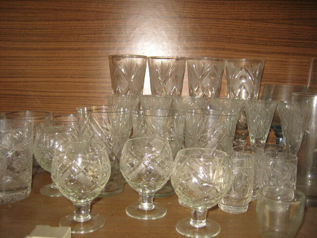 Zabytkowe Kryształy po Babci, kryształ - cena od 20 PLN.