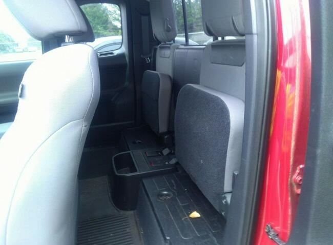 Toyota Tacoma 2017, 3.5L, porysowany lakier