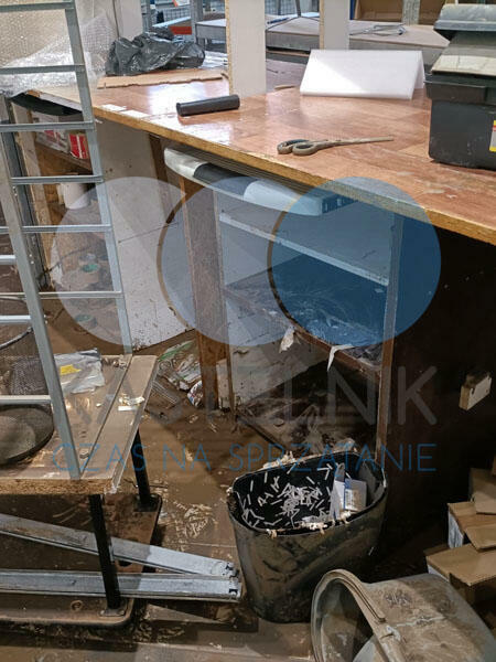 Sprzątanie po zalaniu Cieszyn - Kastelnik osuszanie fekaliów