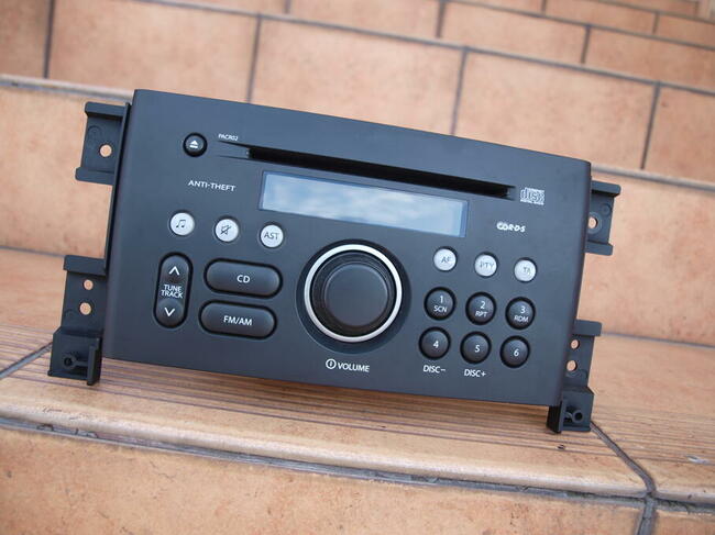 Suzuki Grand Vitara radio CD (oryginalne) 2006 - 2015r