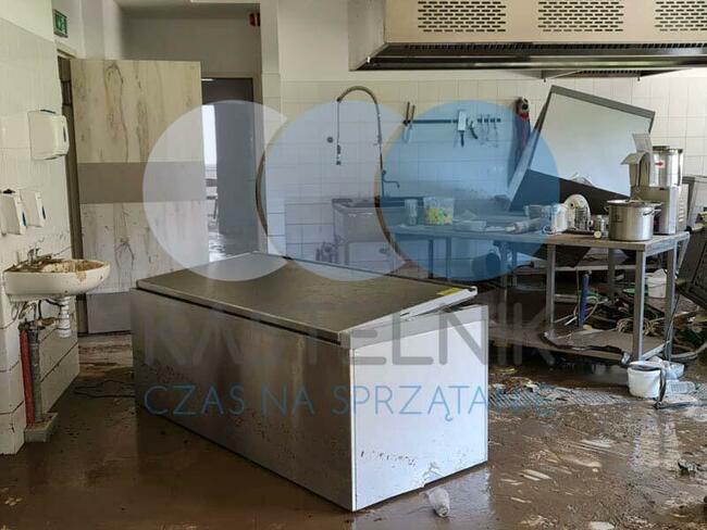 Sprzątanie po wybiciu kanalizacji Katowice | Kastelnik 24h