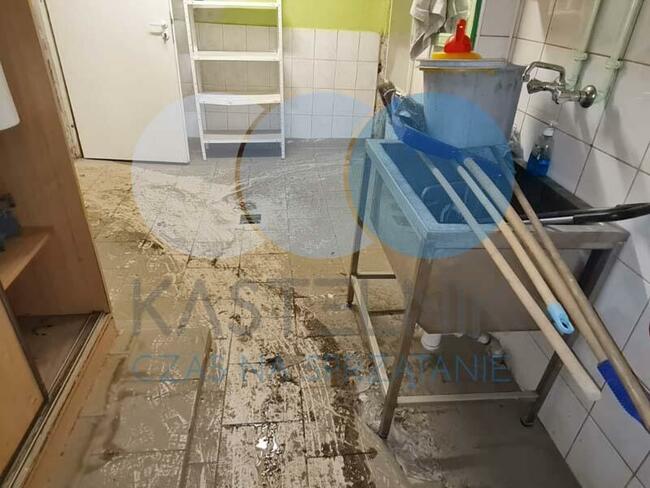 Sprzątanie po zalaniu Tarnów, Kastelnik dezynfekcja fekaliów