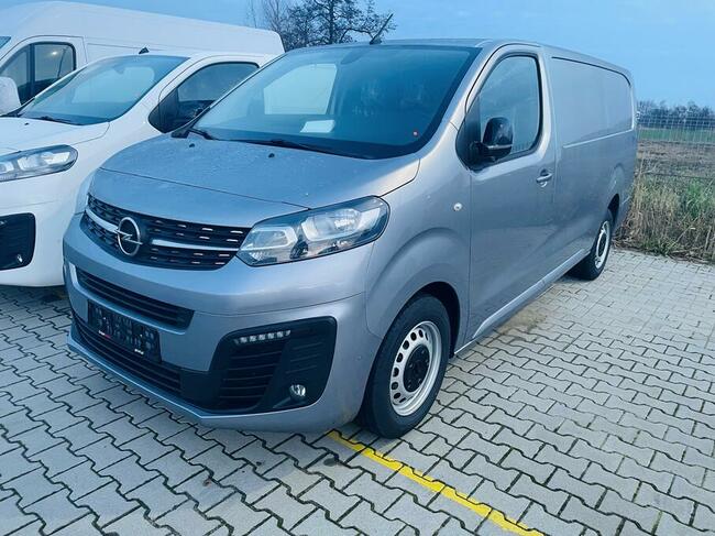 Vivaro do wynajęcia, wypożyczalnia bus Wrocław, wynajem busa