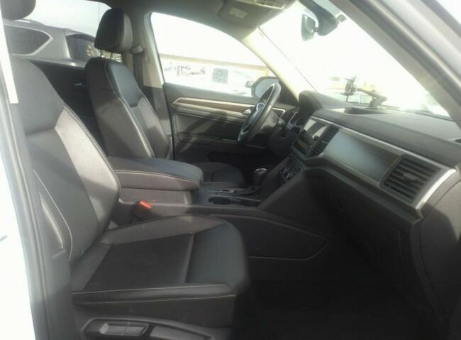 Volkswagen Atlas 2021, 3.6L, po gradobiciu