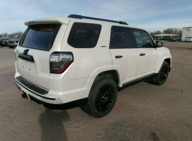 Toyota 4-Runner 2019, 4.0L, 4x4, porysowany lakier