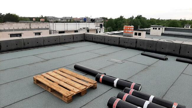 krycie dachów papą termozgrzewalną , izolacje docieplenia da