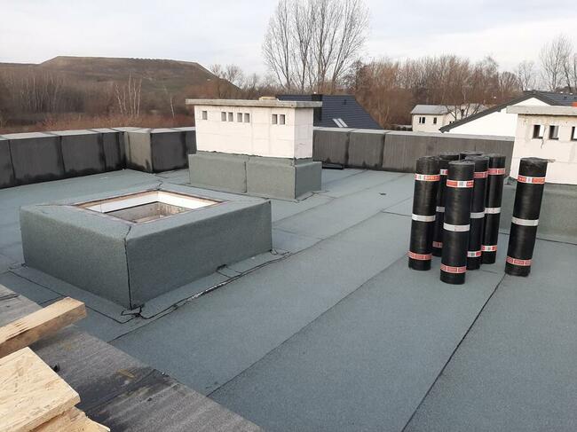 krycie dachów papą termozgrzewalną , izolacje docieplenia da