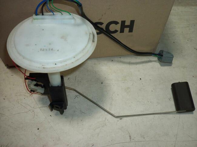 VOLVO V70 S60 S80 czujnik poziomu paliwa