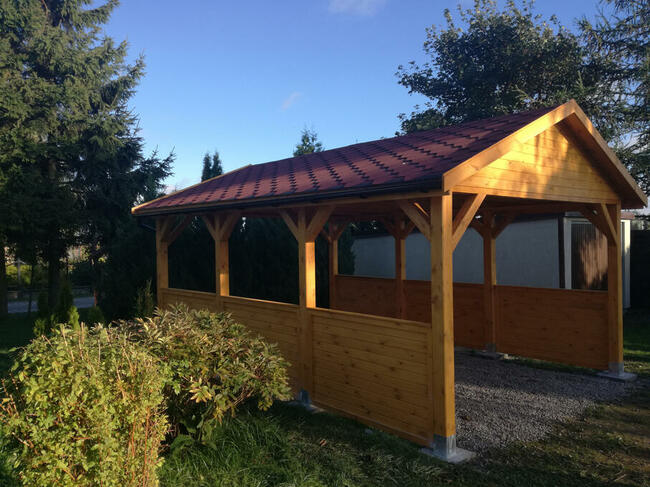 Wiata garażowa drewniana, wiata samochodowa lub altana