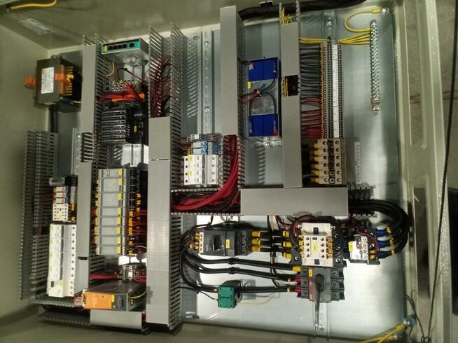 Tylko dla niepolakow️. Produkcja i montaż rozdzielnic.