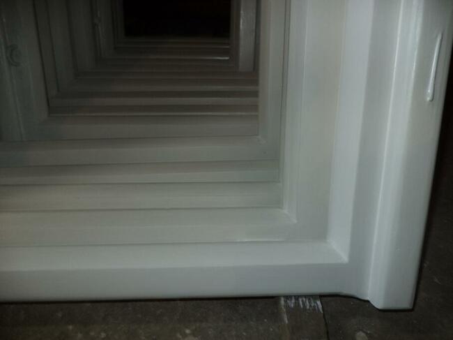 Odnawianie drzwi z kamienic