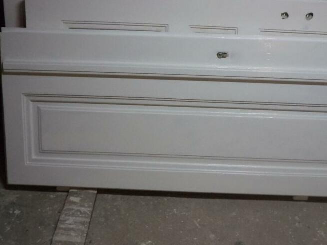 Masz zniszczone drzwi my je odnowimy