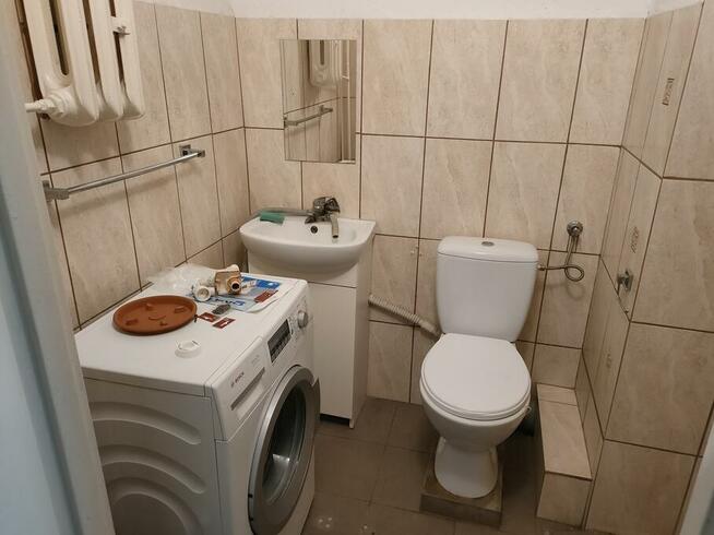 Sprzedam 2-pokojowe mieszkanie, 34 metry + piwnica