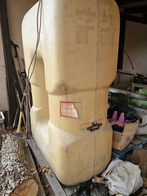 Piec olejowy z zasobnikiem