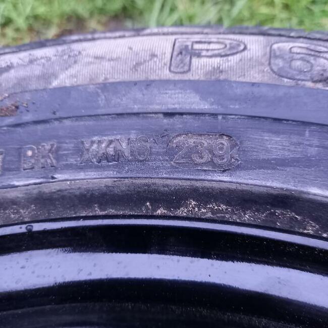 Oponę z nową czarną felgą do CLK z 1999 roku