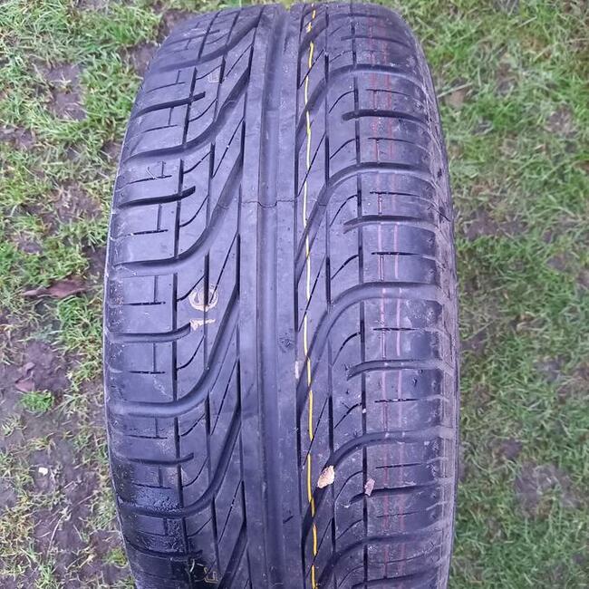 Oponę z nową czarną felgą do CLK z 1999 roku