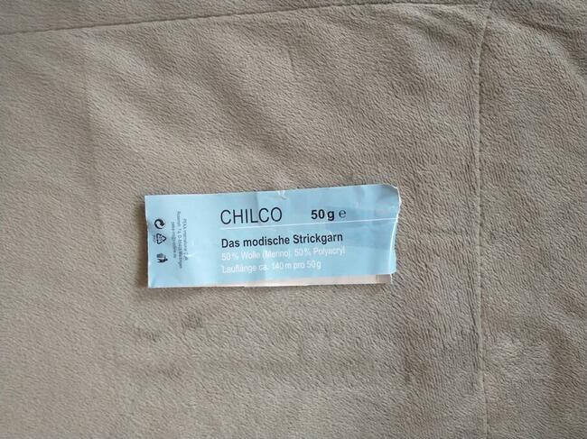 Ręcznie robiony kombinezon niemowlęcy z kapturem - eskimosik