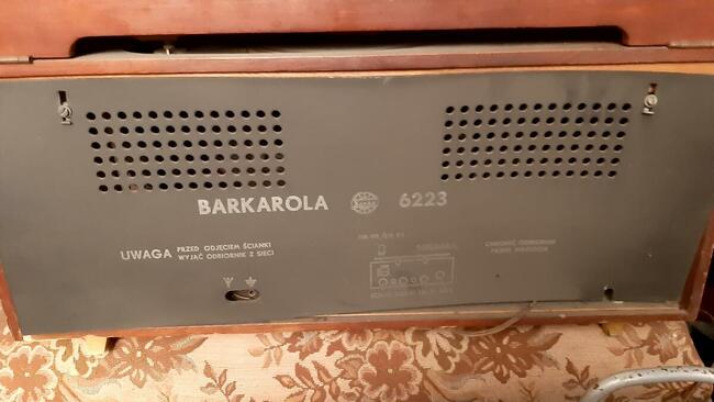 Kolekcjonerskie radio-gramofon Diora z 1965 rok