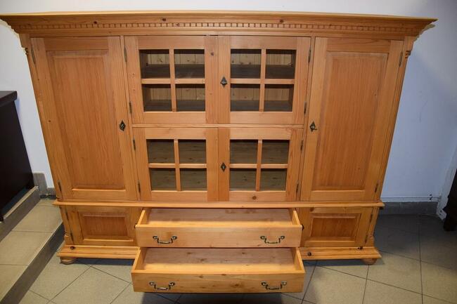 komoda z drewna świerkowego - jak nowa